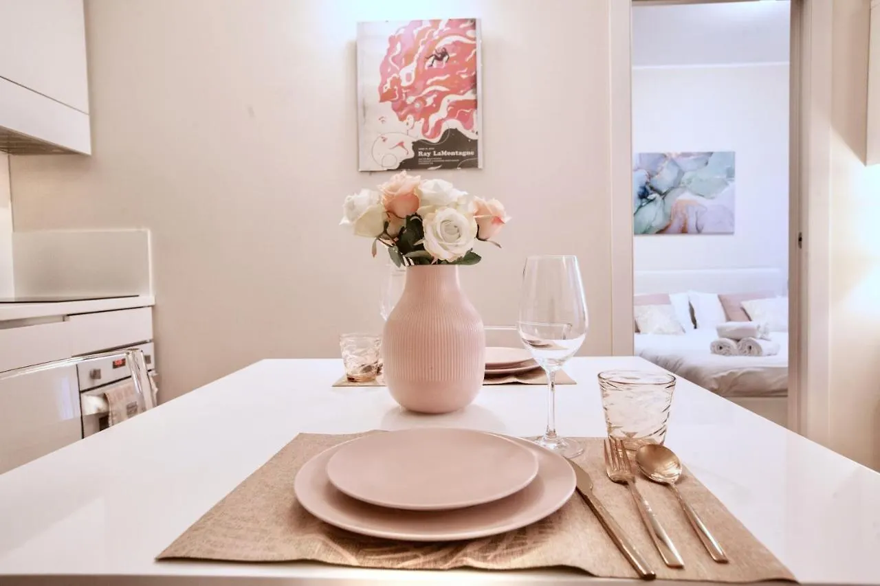 Easylife - Elegante Bilocale A Due Passi Dal Colorato Quartiere Di Porta Venezia Apartment Milan