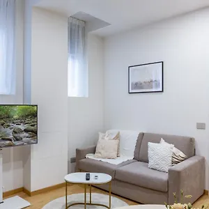 Apartamento Easylife - Bilocale Moderno E Sofisticato In Zona Porta Venezia, Milán