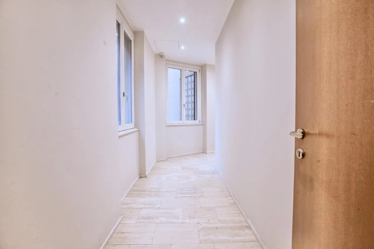 Apartament Easylife - Elegante Bilocale A Due Passi Dal Colorato Quartiere Di Porta Venezia Mediolan